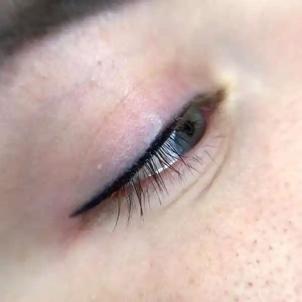 перманентный макияж глаз с растушевкой