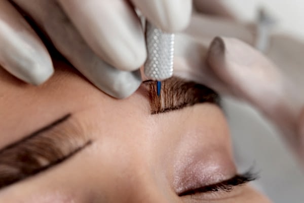 какие бывают цвета в перманентном макияже